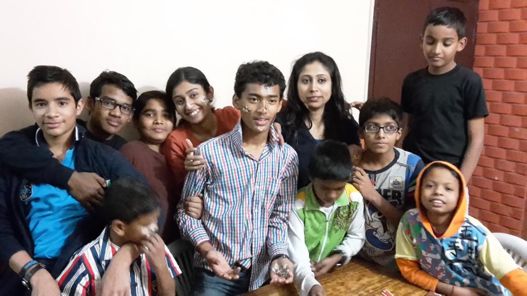 Geburtstagsfest im Mayur Vihar Boys Home